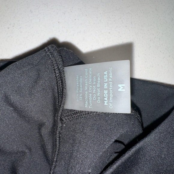 Bombshell Sportswear Black pocket Biker gym Shorts - Picture 4 of 4